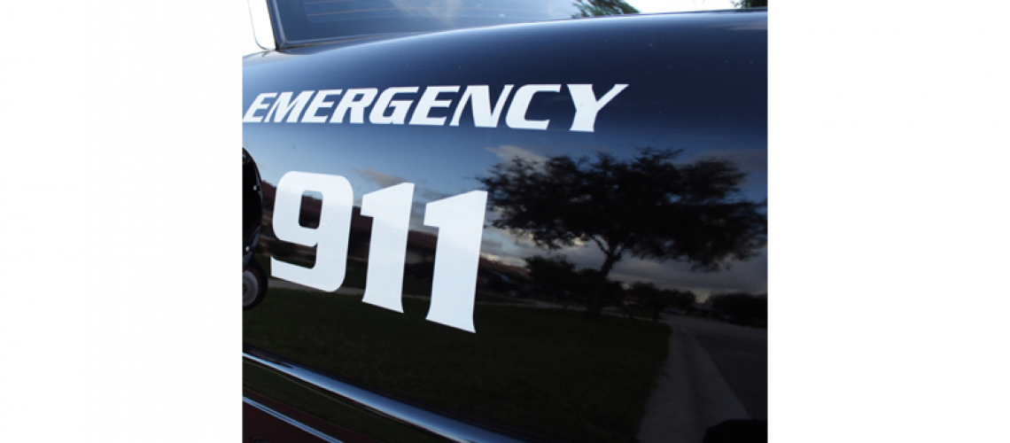 911 on Police Car - 792x350